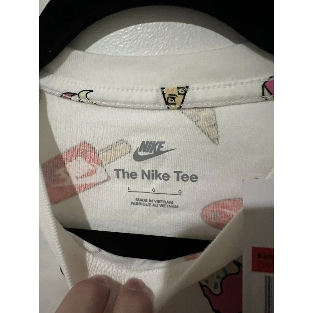 NWT Nike Sole Food Graphic T-shirt Drip Youth Size Large‎ Tee Ice Cream